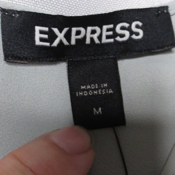 NWT EXPRESS womens BLOUSE gray LIGHTWEIGHT zipper TOP career SIZE M - Picture 5 of 9